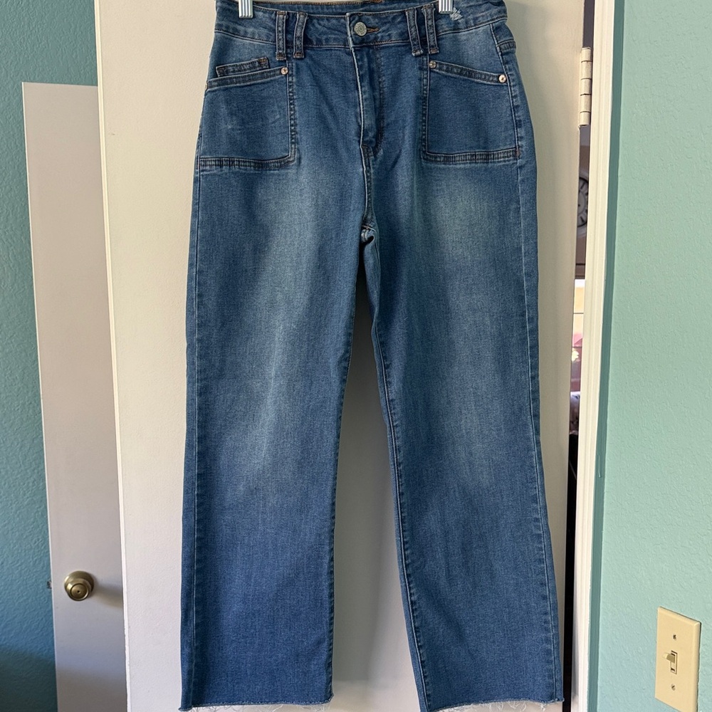 Kunmi Wide Leg crop style Women's Jeans